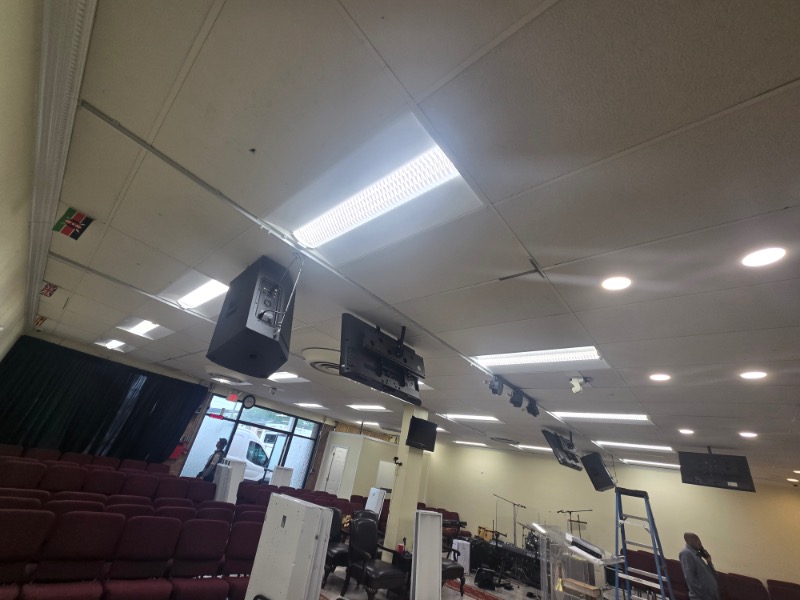 2x4 Clear Troffer Worship Hall2