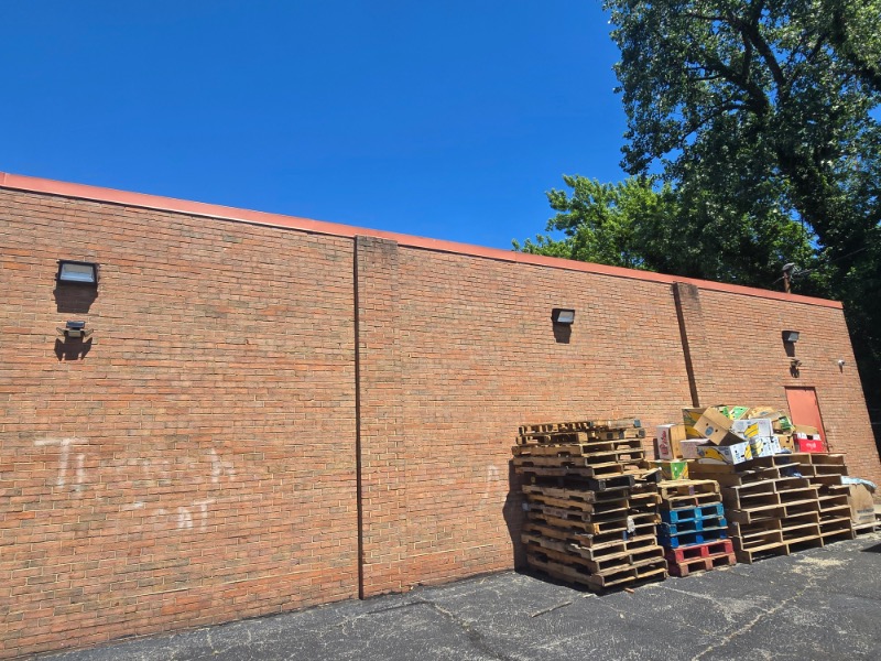 80W Wallpack